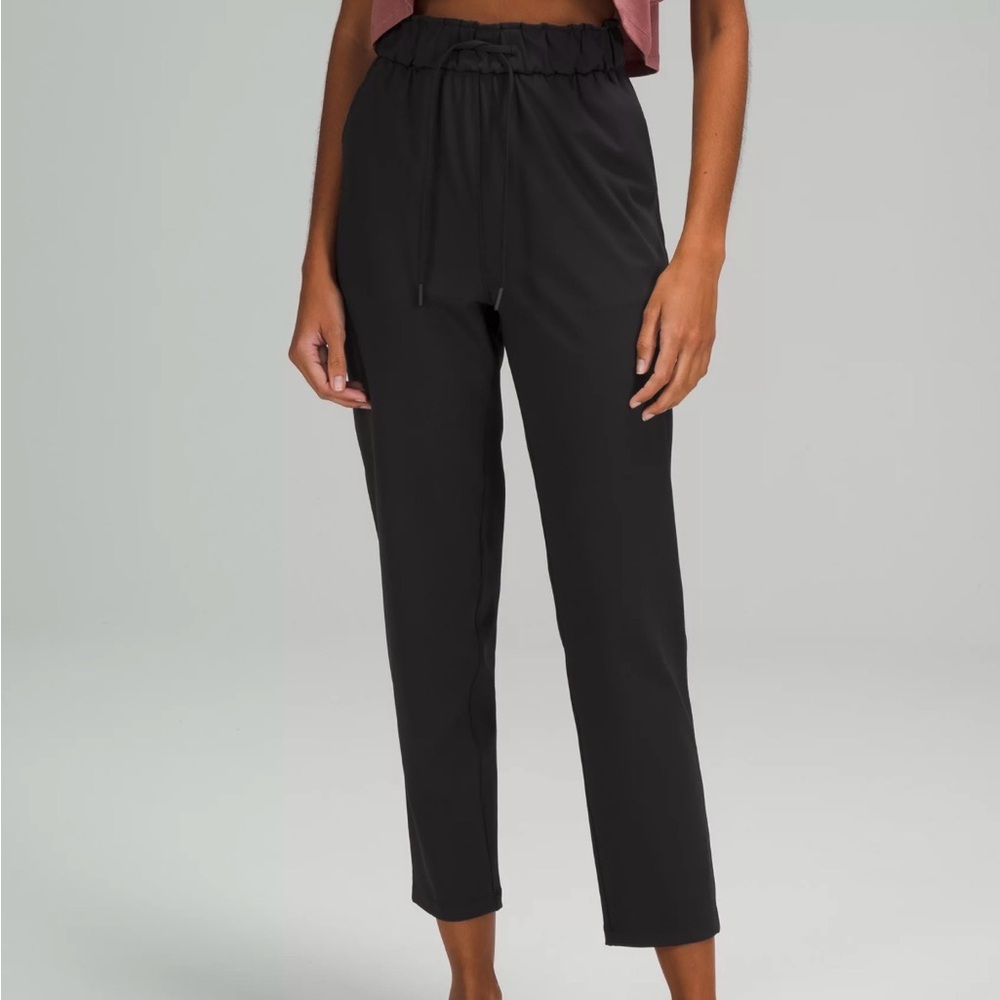 Lululemon Women's Black Drawstring Pants